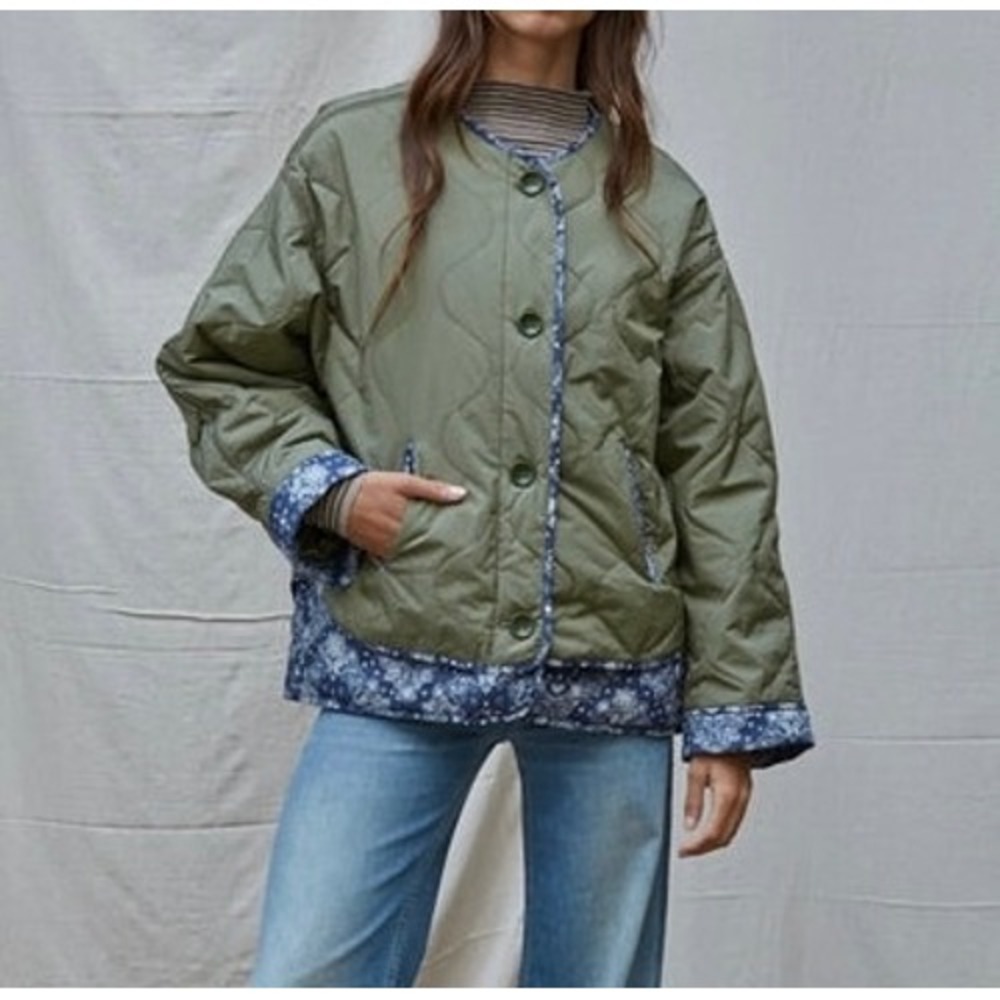 By Together Jacket Women's M Green Quilted w/Blue Paisley Trim Bomber Puffer NWT